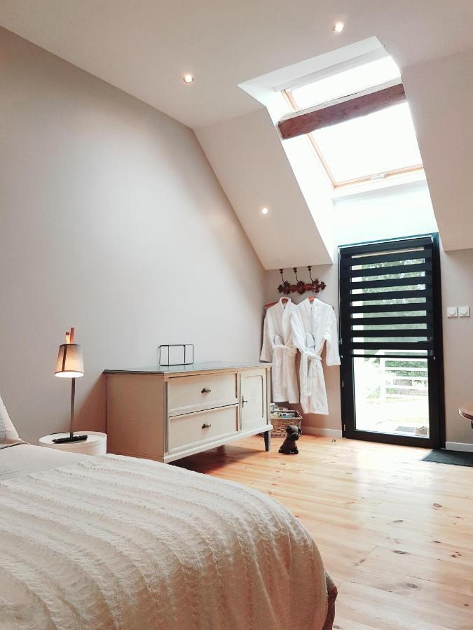 Bed and Breakfast Domaine du bois Chaumet à Couzon Extérieur photo